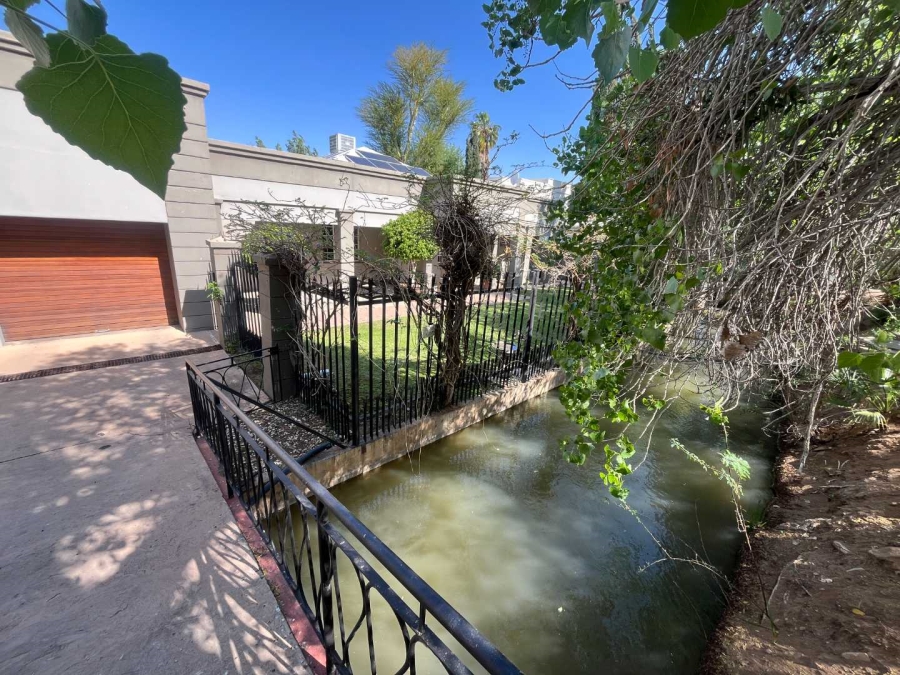 3 Bedroom Property for Sale in Upington Northern Cape